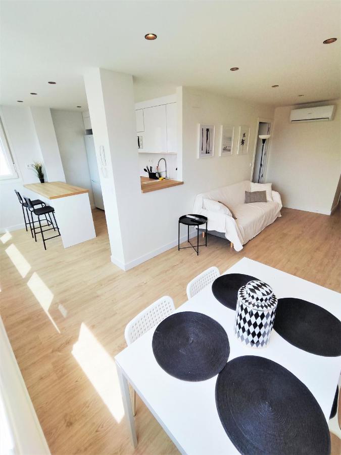 Aljarafe Central Square - By Pro Apartments San Juan de Aznalfarache Dış mekan fotoğraf